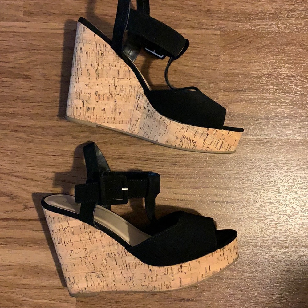 Wedge peep toes shoes